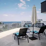 Novus 3*